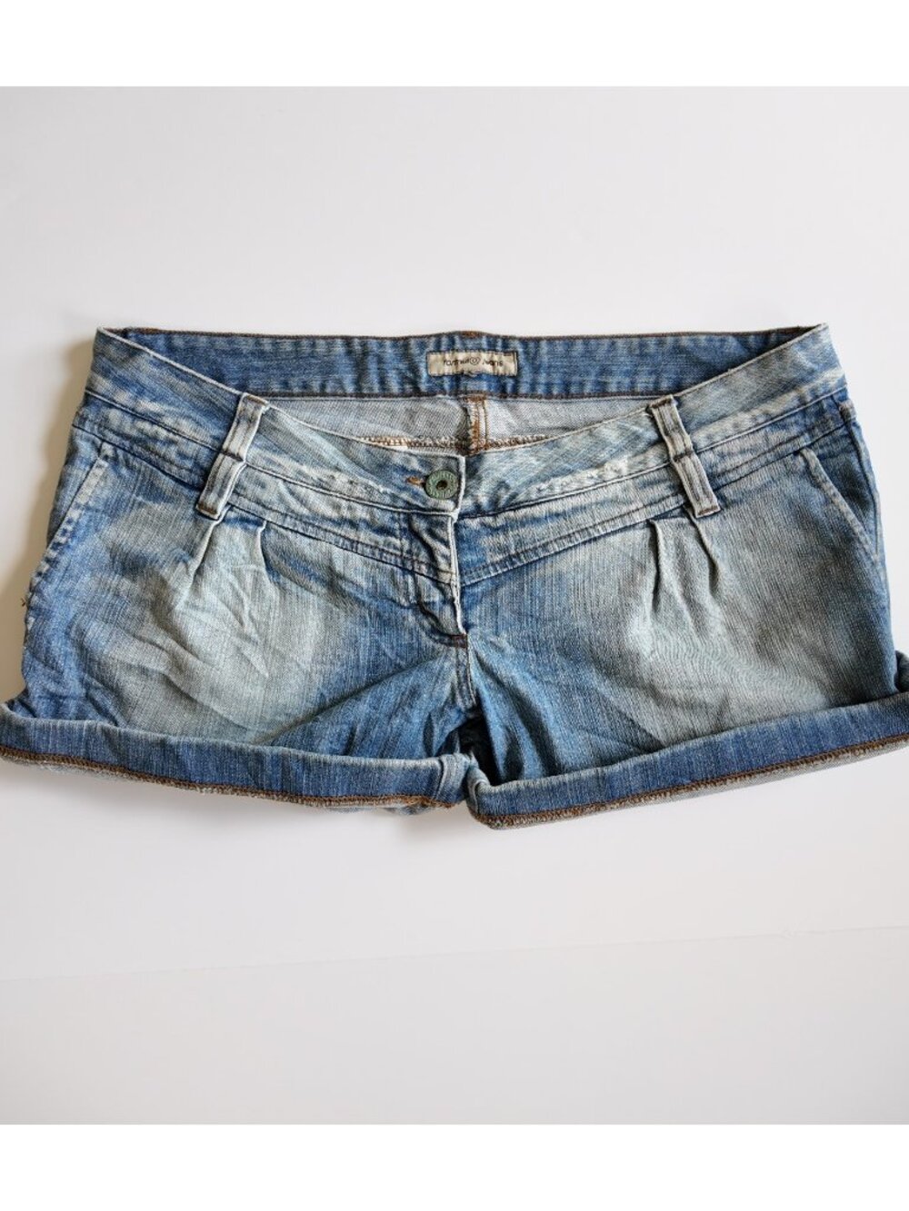 Y2k low rise shorts Formul@ jeans denim size 8 vintage 2000s